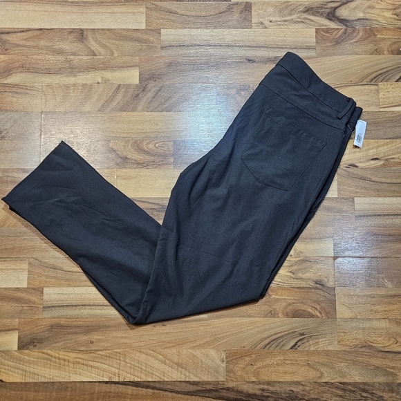 Old Navy Active Tech Hybrid Slim Pants 36x32 NWT - Picture 3 of 9